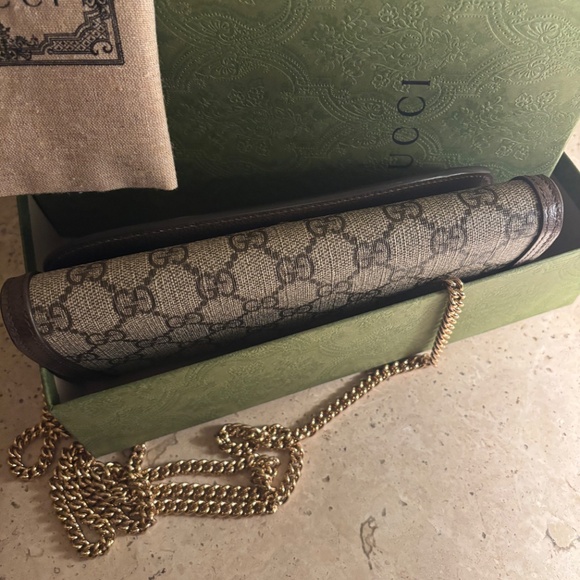 Gucci Blondie Continental Chain Wallet - Picture 4 of 5